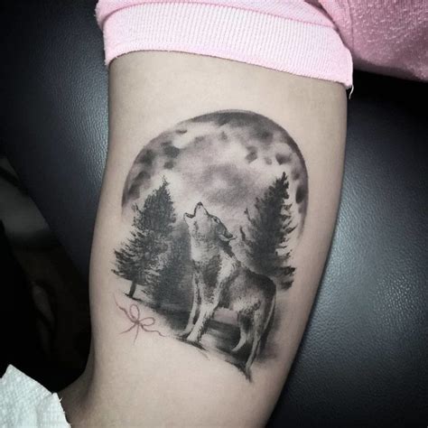 tatuajes de bosques con luna|11 ideas de Lobo luna 